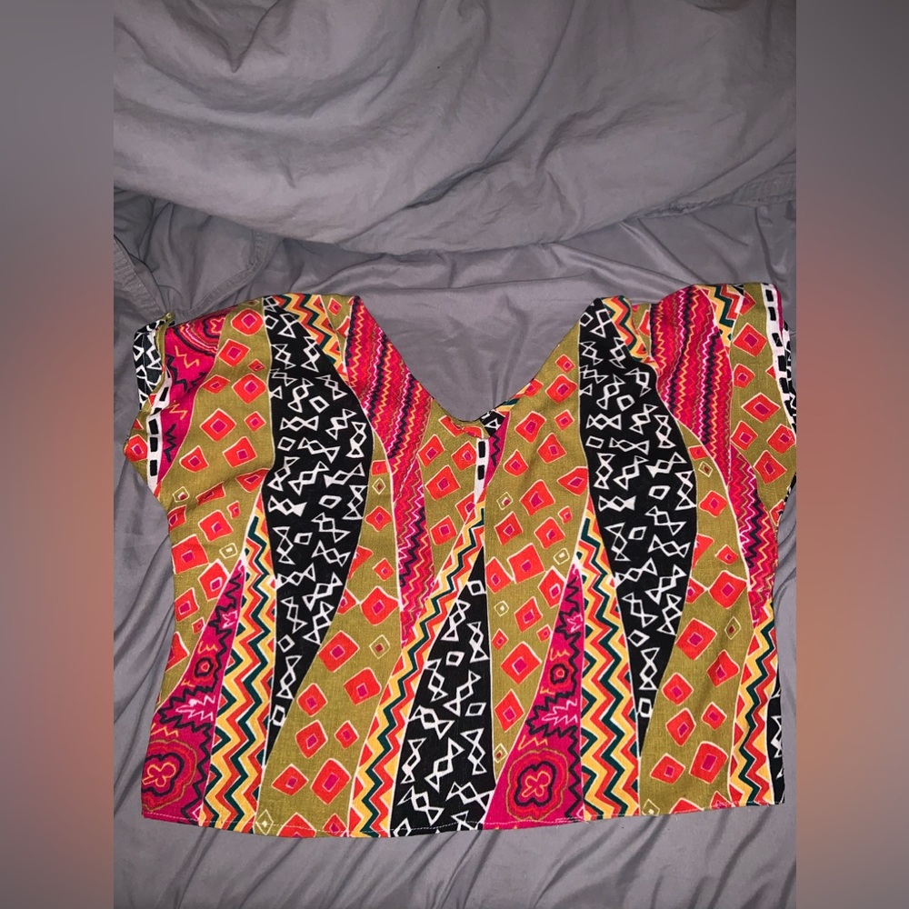 90s PATTERNED TOP